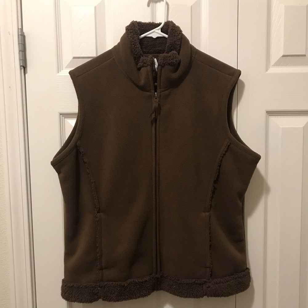 Chocolate brown vest NWT XL